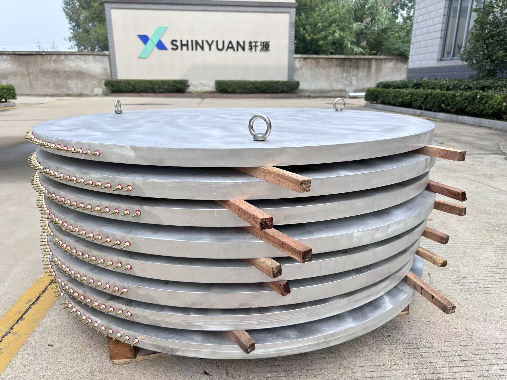 鑄鋁加熱盤(pán)創(chuàng)新技術(shù)助力反應(yīng)釜行業(yè)邁向新紀(jì)元